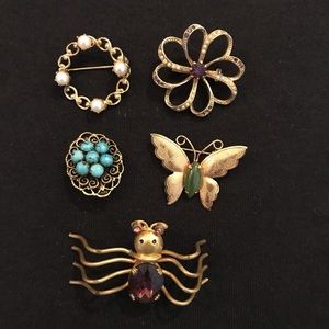 5 vintage pins 30s and later